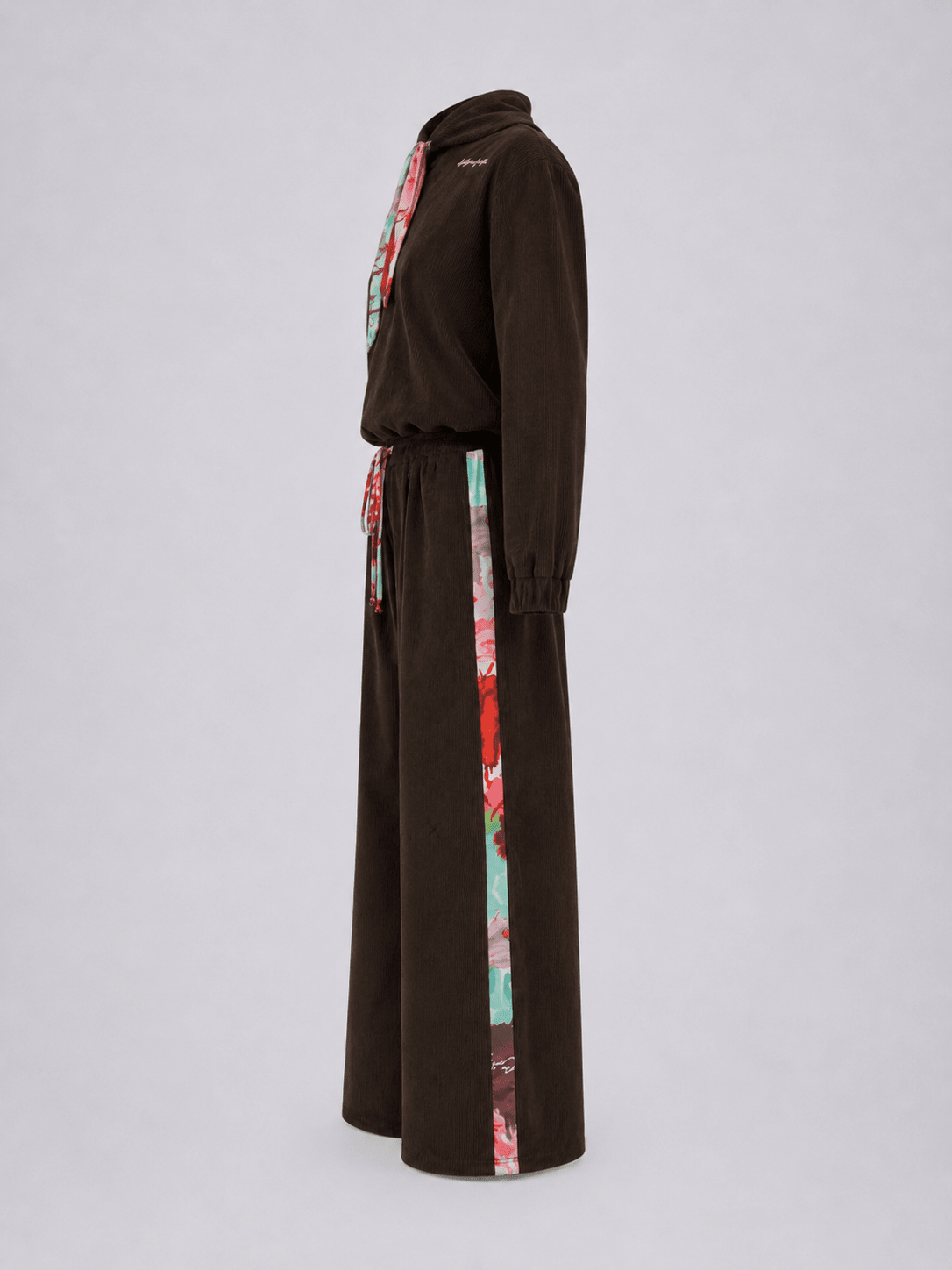Corduroy Lounge Set - Gert-Johan Coetzee